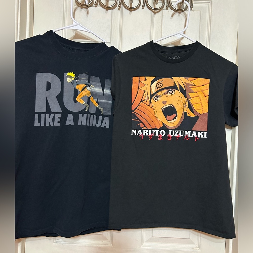 2 NARUTO Shippuden and usumaki T-shirt’s S